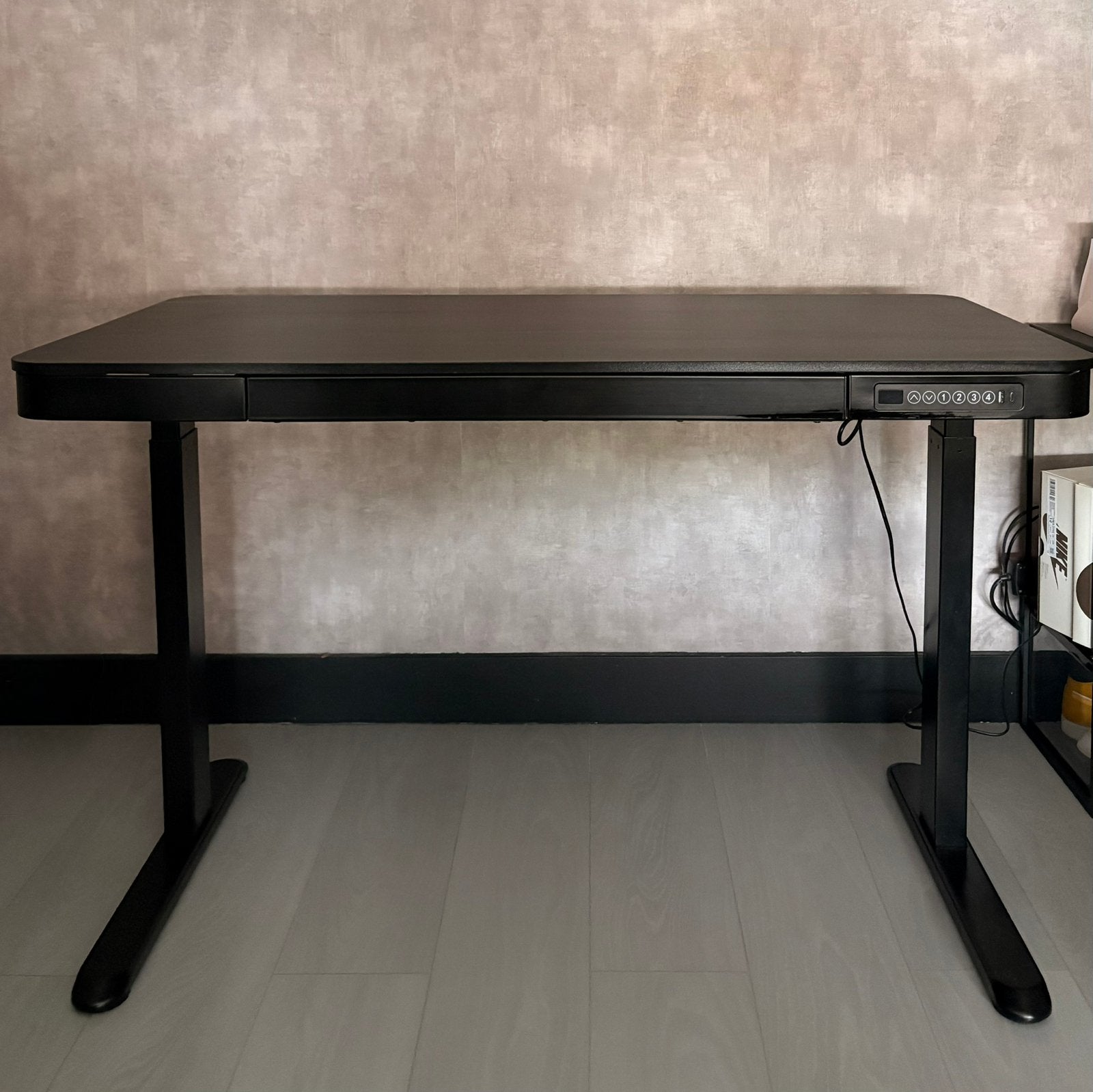 Elektrisch verstelbaar zit-sta bureau met lade – zwart, Ophalen, 120 cm, Zo goed als nieuw, Overige merken