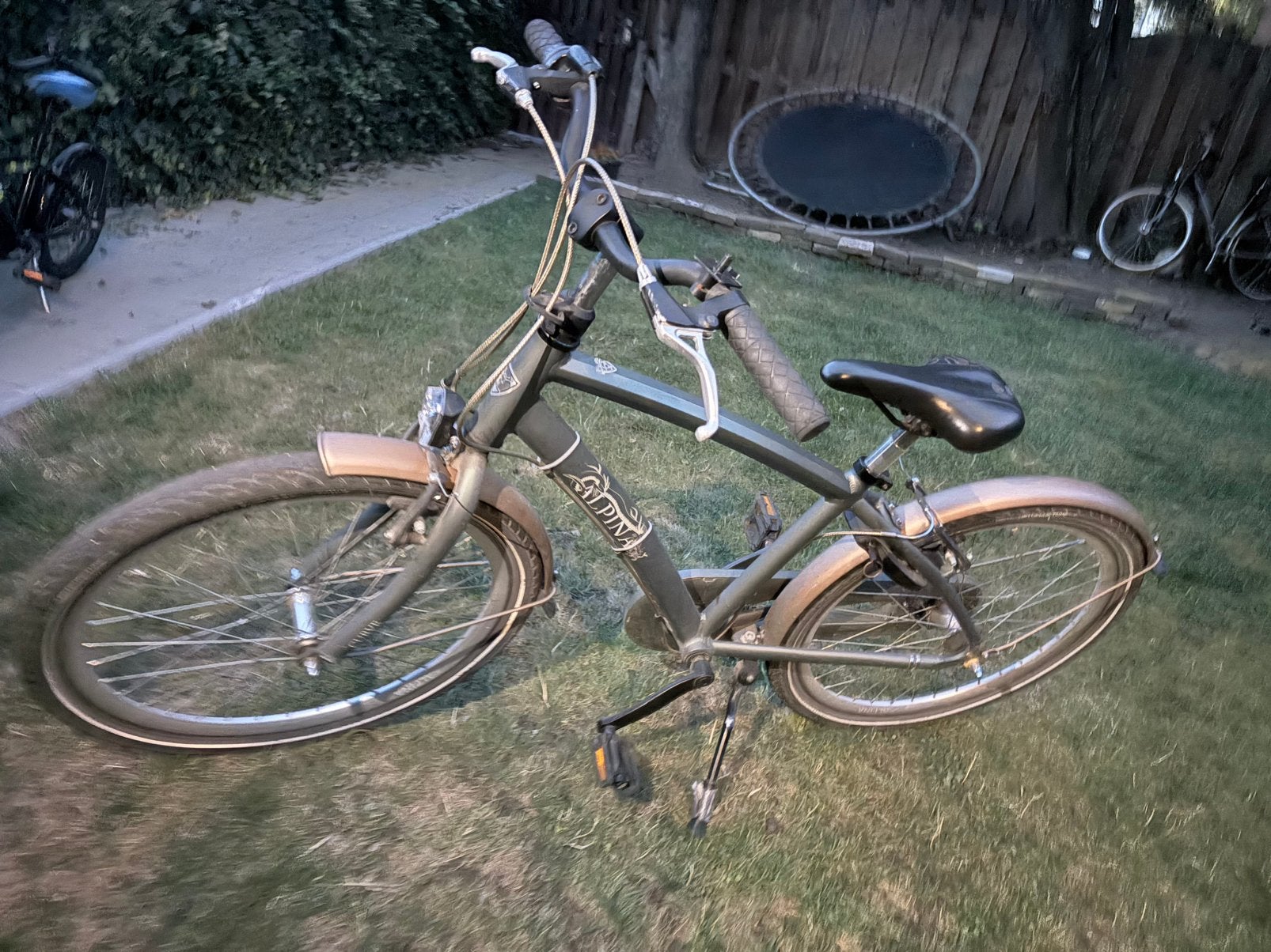 Alpina jonges fiets 24inch, Ophalen, Zo goed als nieuw, 24 inch, Versnellingen
