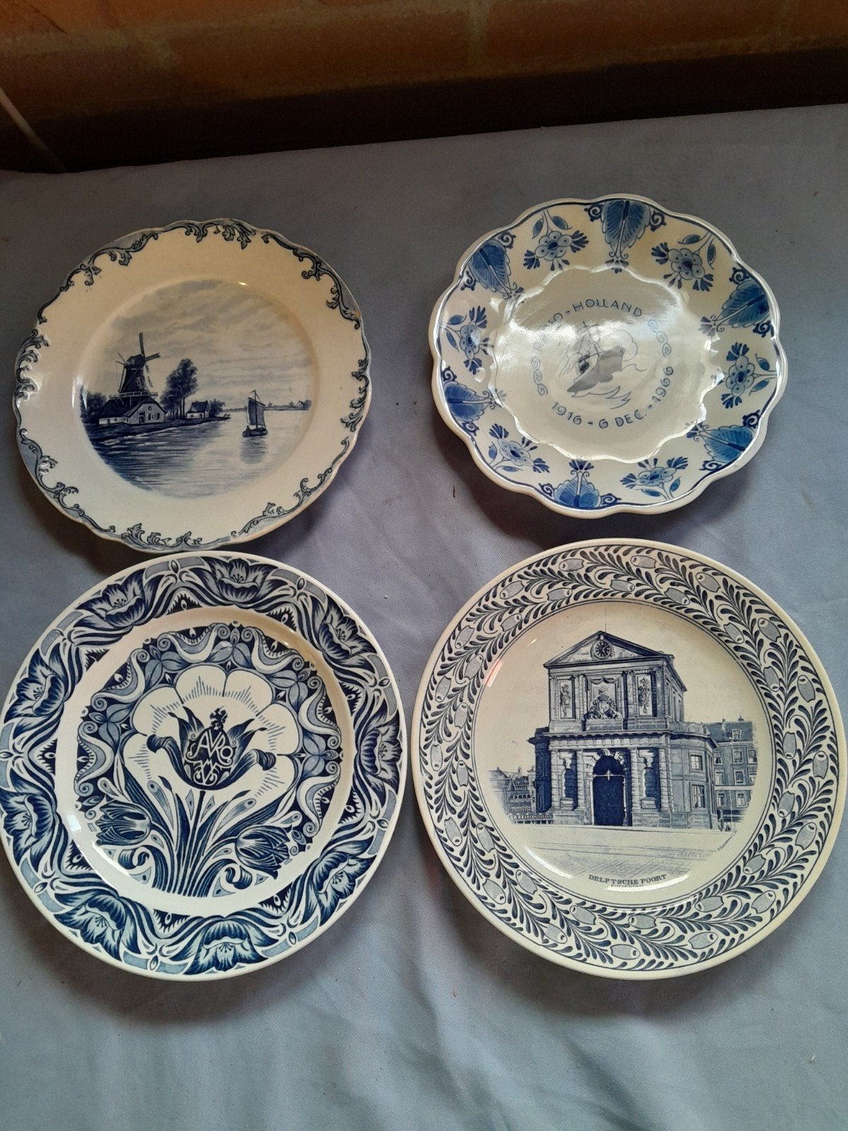 Set van 4 Delftsblauwe sierborden, Ophalen