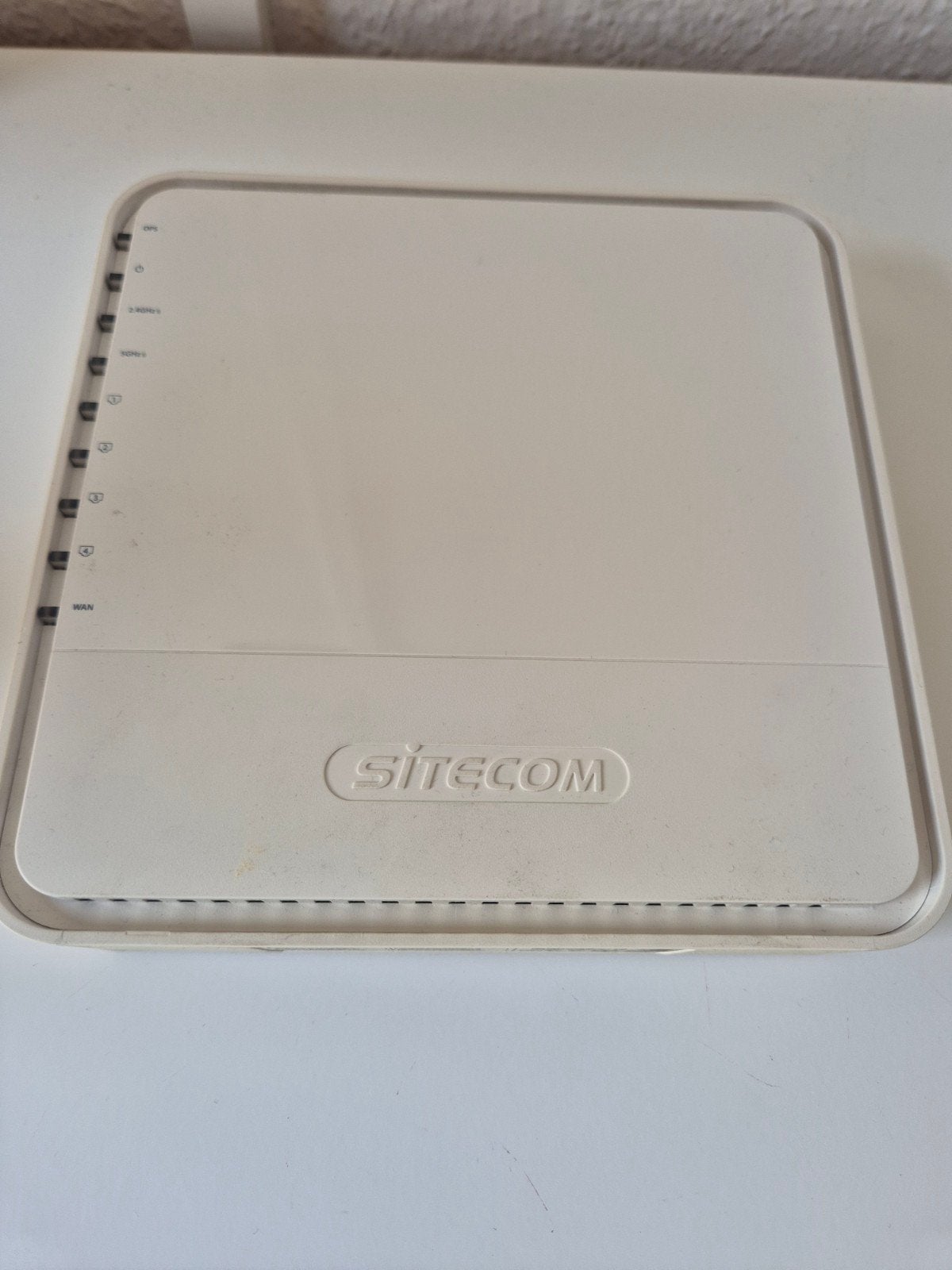 Sitecom WLR-8100 v1 002 X8 AC1750 Router, Computers en Software, Routers en Modems, Ophalen of Verzenden, Gebruikt, Router, Sitecom