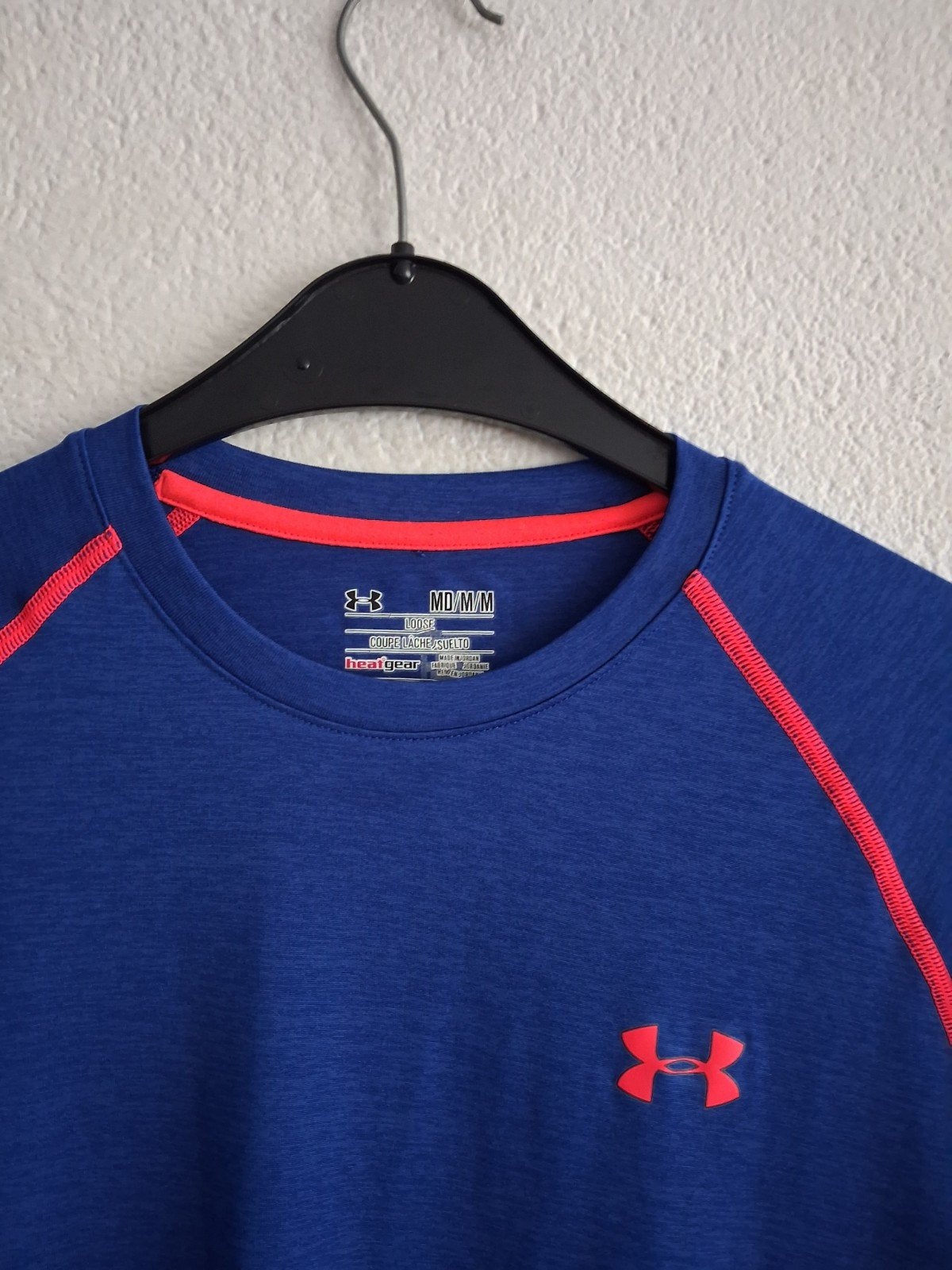 Under Armour HeatGear T-shirt - Blauw/Rood - Maat M, Kleding | Heren, Fitness, Under Armour, Ophalen of Verzenden, Zo goed als nieuw