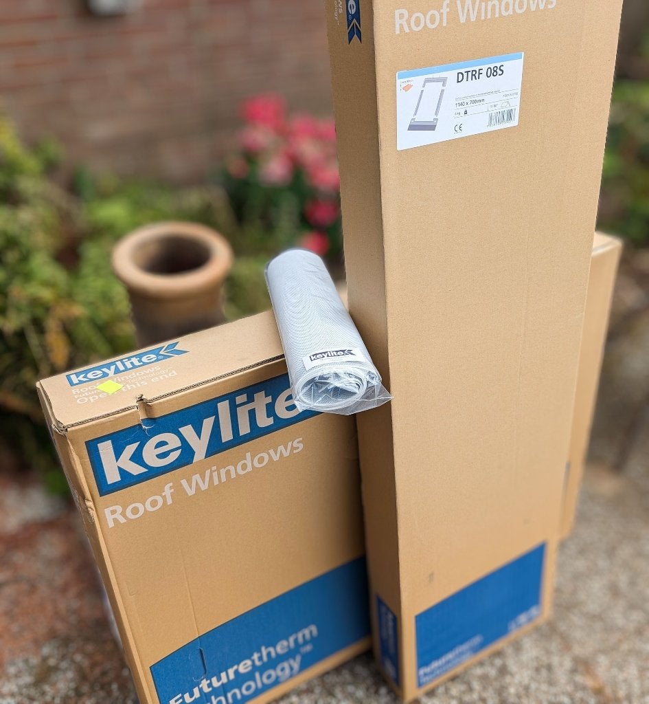 Nieuw dakraam Keylite 114x70 met gootstuk en manchet, Ophalen, Minder dan 80 cm, 80 tot 120 cm, Nieuw
