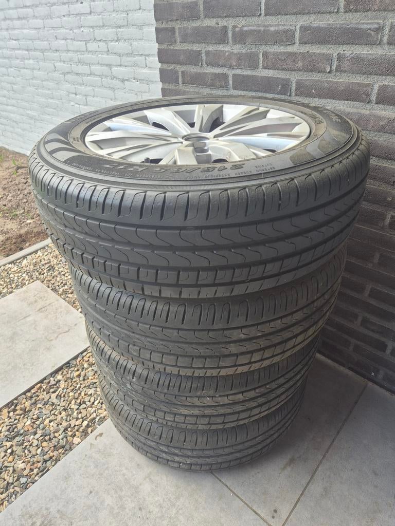 Autobanden pirelli Scorpion Verde 215/65 R17 met velgen, Ophalen