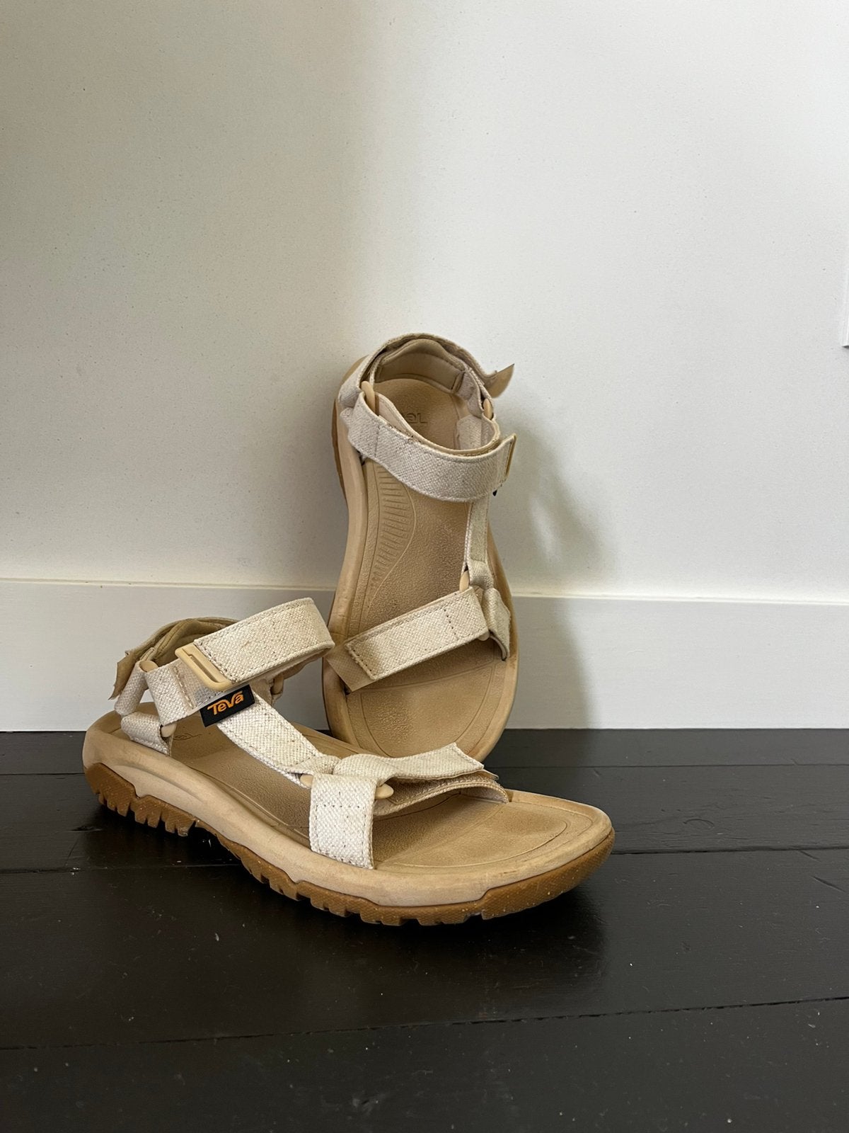 Teva sandalen maat 39,5 - beige wit bruin, Sandalen, Wit, Ophalen of Verzenden, Zo goed als nieuw