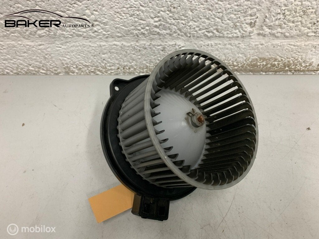 Kachelventilatormotor Mazda 2 II ('07-'15) 8727000690, Gebruikt, Ophalen of Verzenden, Mazda, Mazda