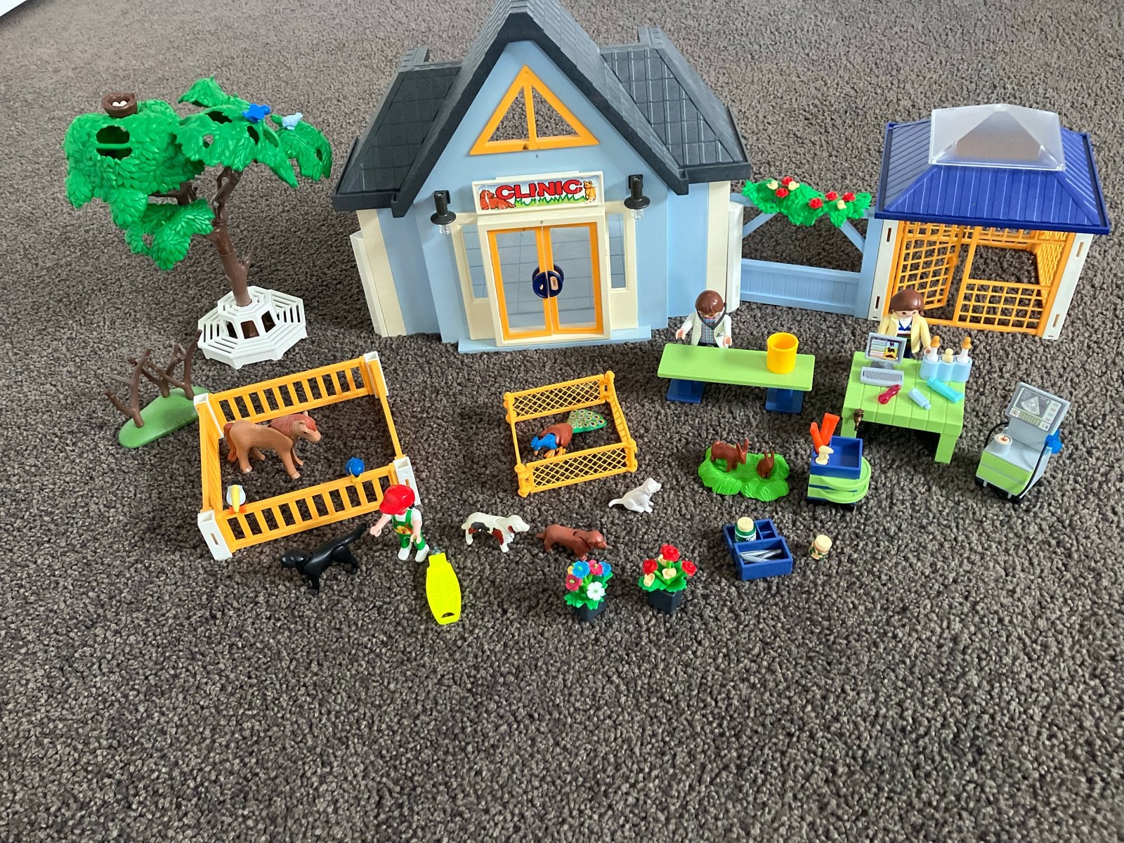 Playmobil Dierenkliniek met veel accessoires, Ophalen, Gebruikt, Jongen of Meisje