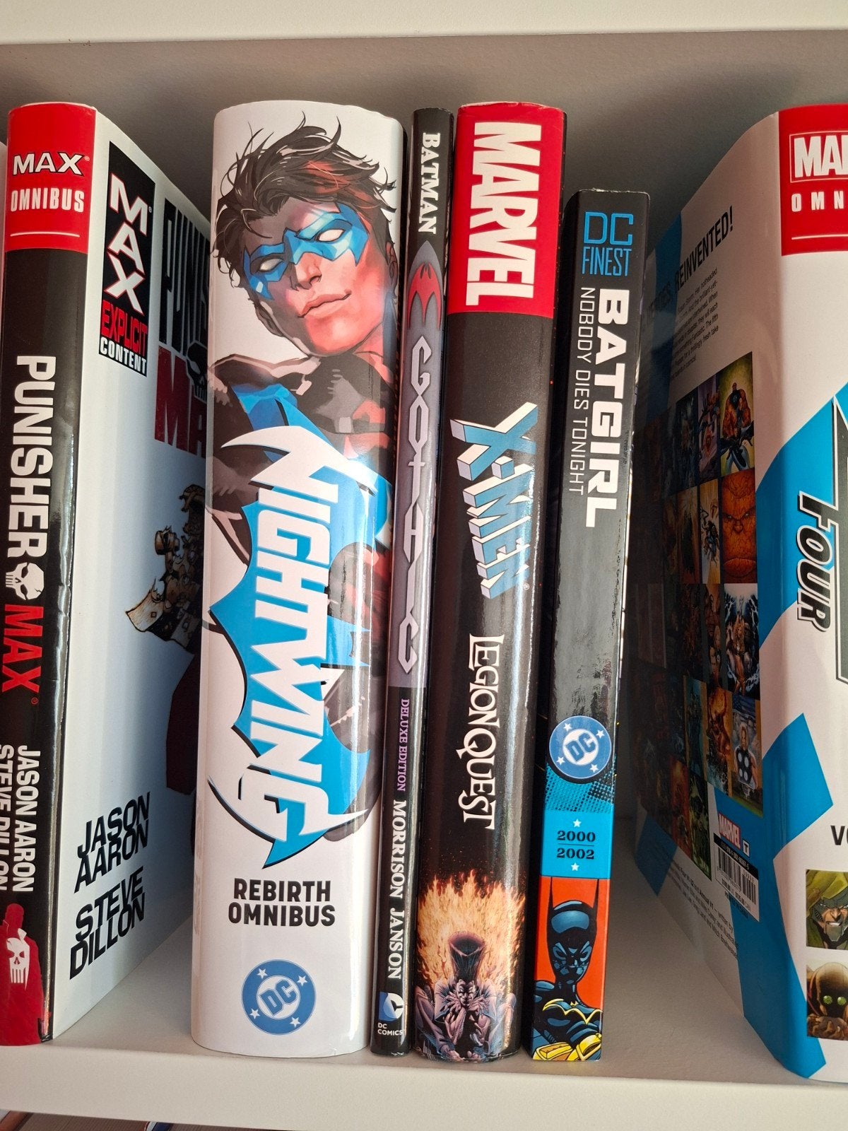 Marvel en DC omnibussen (Batman Nightwing X-Men), Eén comic, Ophalen of Verzenden, Zo goed als nieuw, Amerika