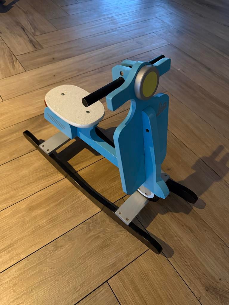 Houten loopscooter / hobbelscooter, Ophalen of Verzenden, Gebruikt, Rij- of Hobbelspeelgoed