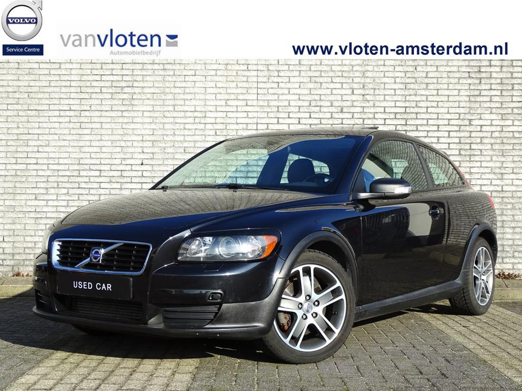 Volvo C30 2.5 T5 Momentum | Automaat | Trekhaak | Schuifdak, Auto's, Gebruikt, 4 stoelen, 1337 kg, 11 km/l