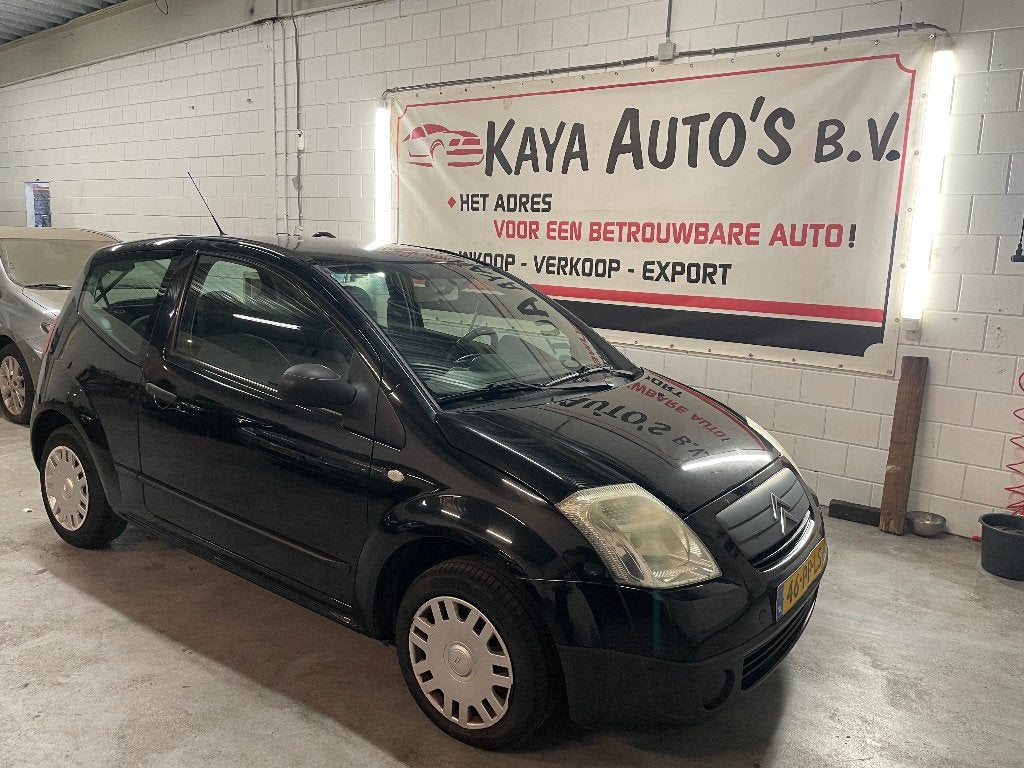 Citroën C2 1.1 I 2004 Zwart, Auto's, Voorwielaandrijving, 450 kg, 525 kg, 31 €/maand