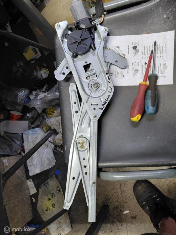 Raammechanisme linksvoor renault kangoo'97-'08) 8200188553, Auto-onderdelen, Gebruikt, Renault, Ophalen of Verzenden, Renault