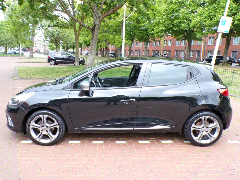 Renault Clio 0.9 TCe Iconic GT Line Panoramadak (bj 2016), Auto's, Euro 6, Zwart, Leder, Handgeschakeld