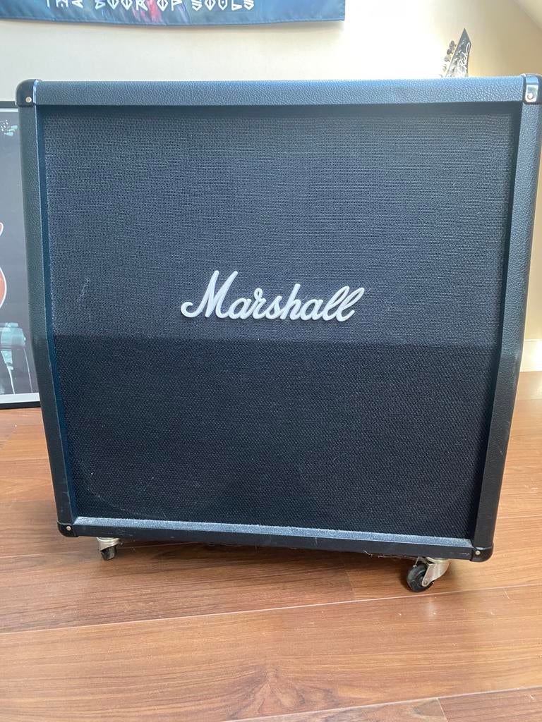 Marshall 4x12 cabinet MC412A op wielen, Ophalen, Gebruikt, 100 watt of meer
