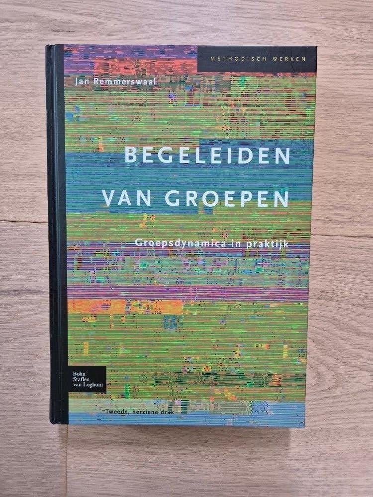 Begeleiden van groepen, Ophalen of Verzenden, Zo goed als nieuw