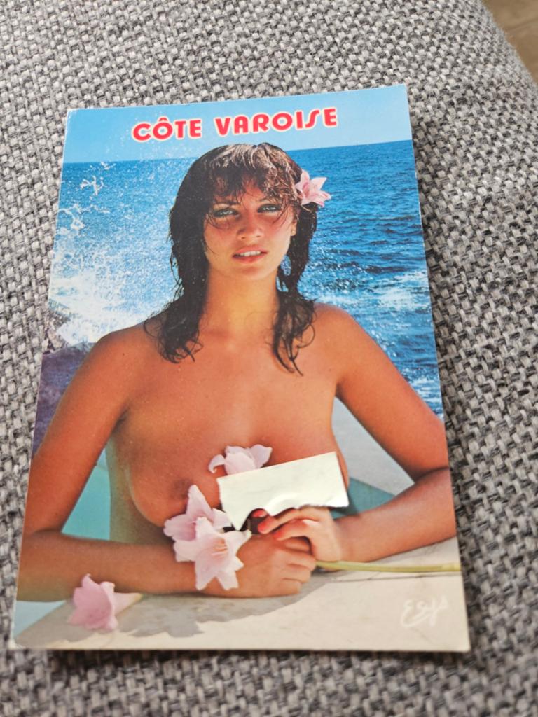 Bloot souvenir Côte Varoise - Naaktmodel jaren '70, Verzamelen, Ansichtkaarten | Themakaarten, Ophalen of Verzenden, 1960 tot 1980