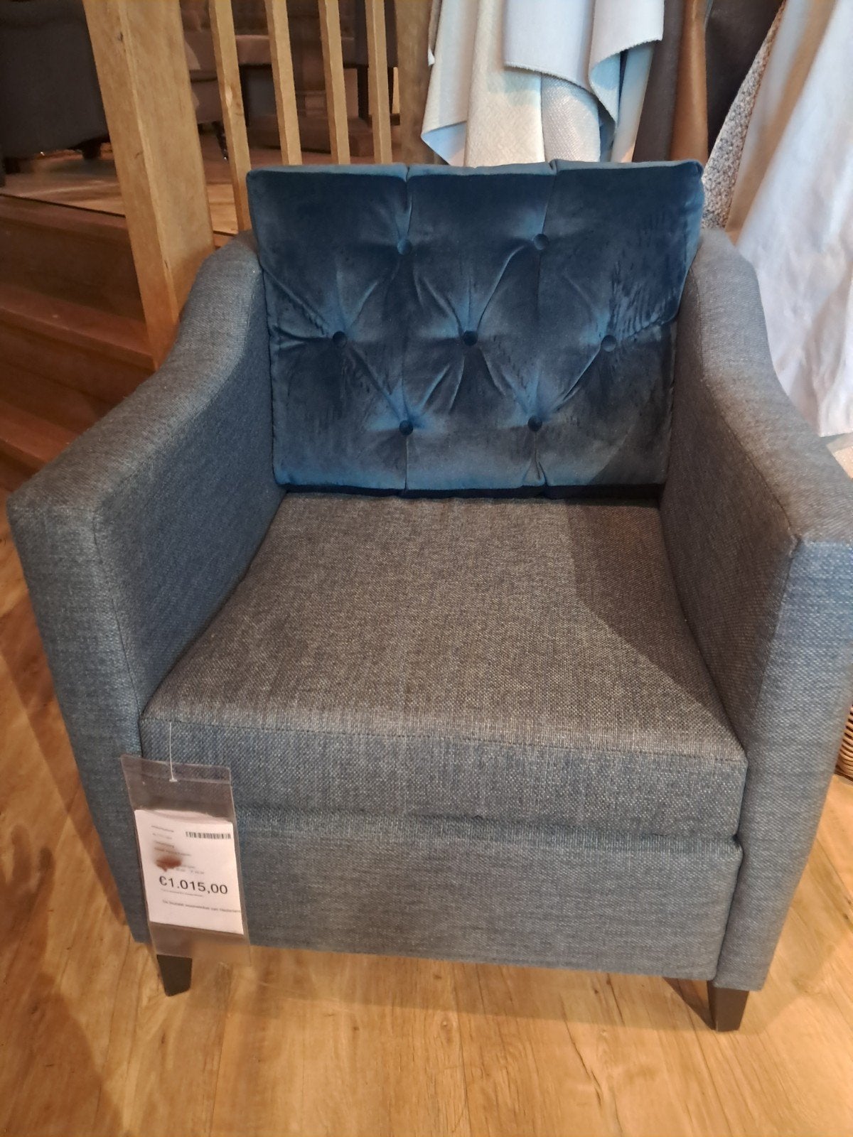 Fauteuil VAN €1095 VOOR €150, Ophalen, Minder dan 75 cm, Zo goed als nieuw, Stof