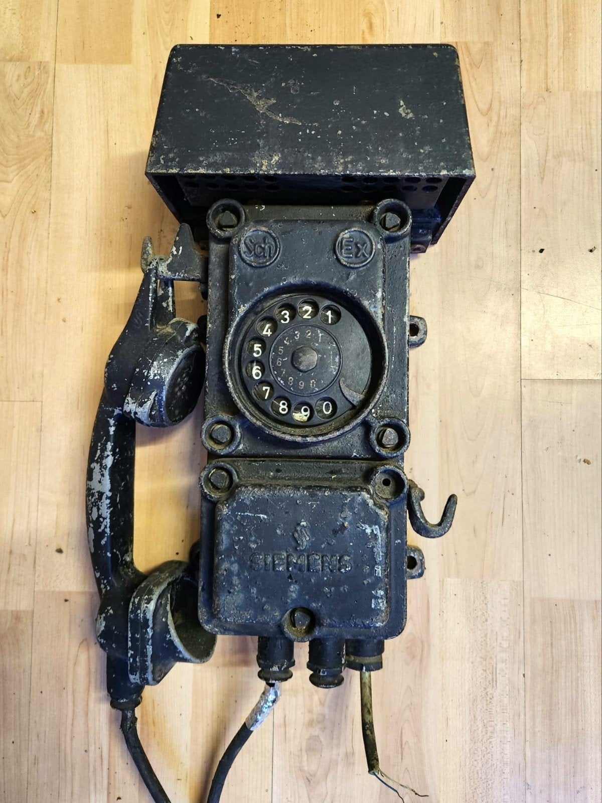 Siemens Ex/Sch Industriële Telefoon met PTT/F&H HPW-hoorn, Ophalen