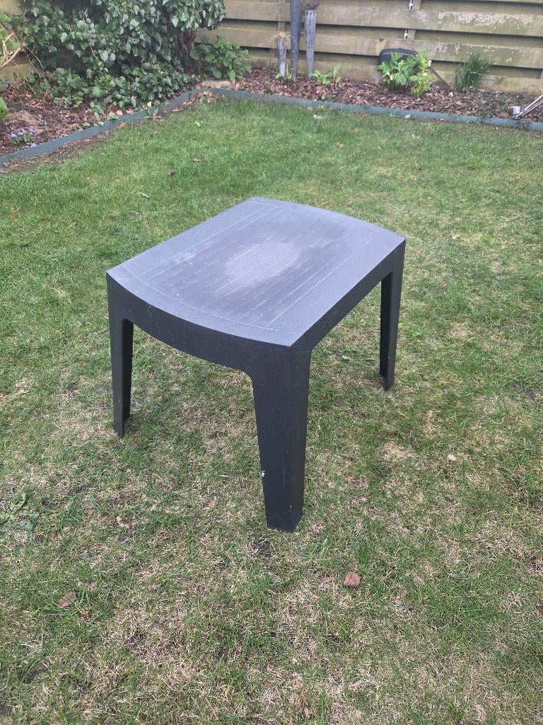 Kunstof bijzet tuin- of campingtafeltje, Caravans en Kamperen, Kampeermeubelen, Ophalen, Gebruikt, Campingtafel