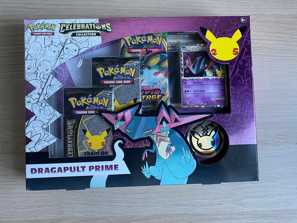 Celebrations dragapult prime collection box, Ophalen of Verzenden, Zo goed als nieuw