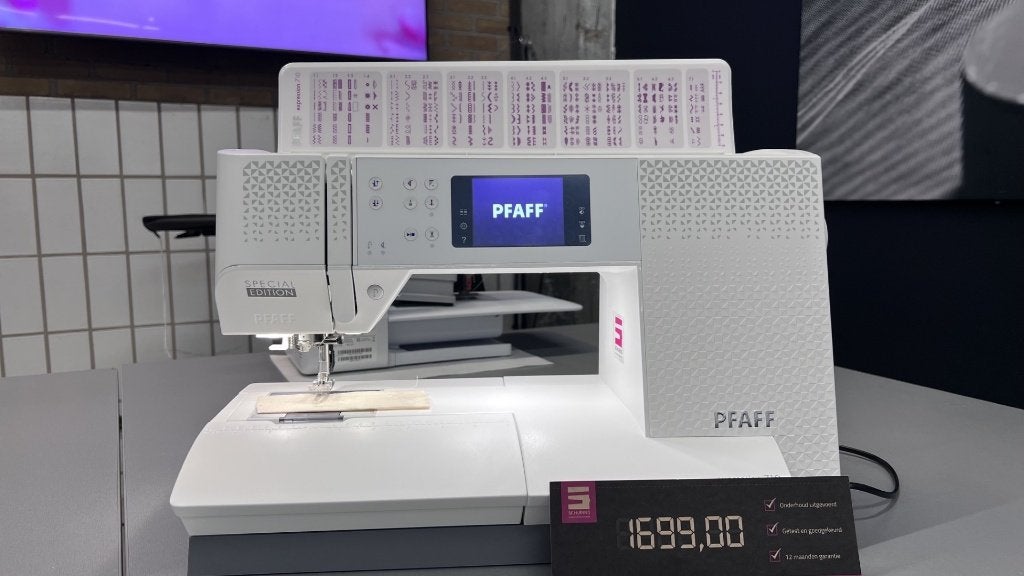 Pfaff expression 710SE naaimachine, met IDT, 6 maand oud!, Ophalen of Verzenden, Zo goed als nieuw, Naaimachine, Pfaff