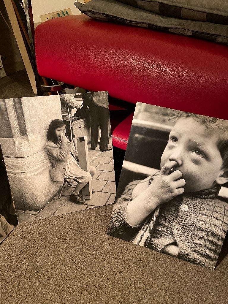 Let op ! grote foto's Hans Bethlem Molukse / Indische kinder, Antiek en Kunst, Verzenden, Foto, Origineel