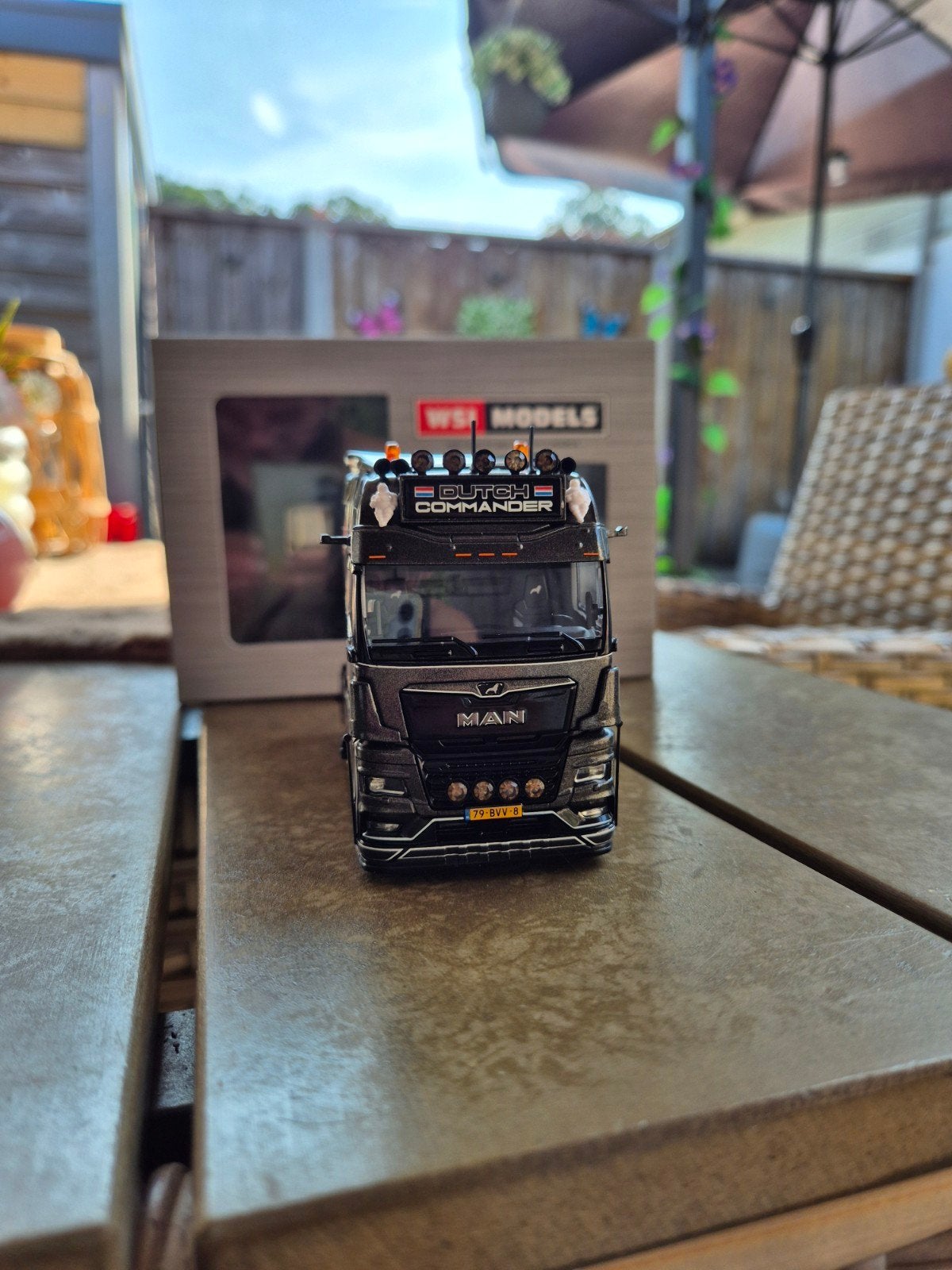 wsi m.a.n dutch commander, Hobby en Vrije tijd, Modelauto's | 1:50, Ophalen of Verzenden, Zo goed als nieuw, Bus of Vrachtwagen