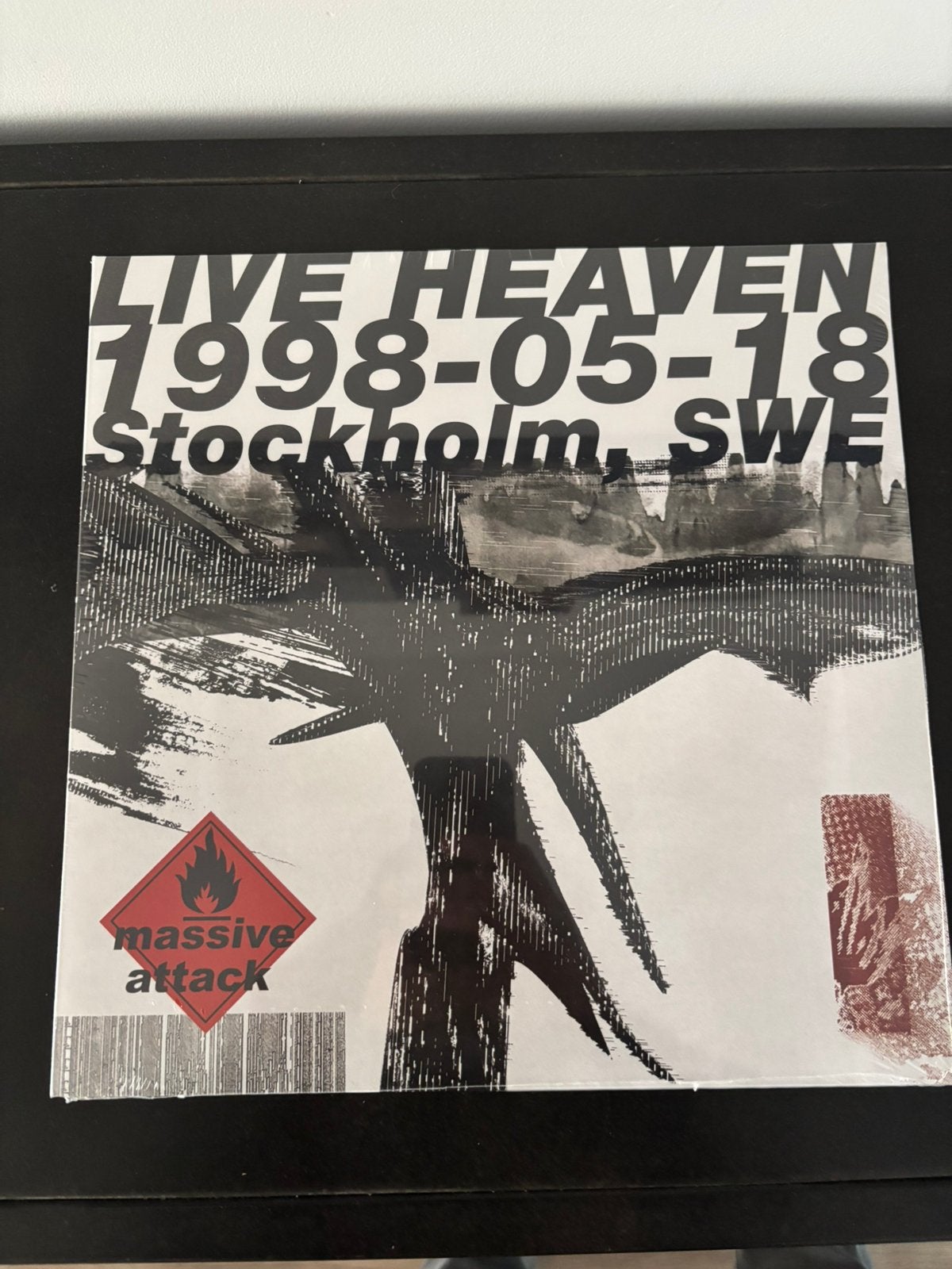 Massive attack live broadcast sweden LP, nieuwstaat, Ophalen of Verzenden, Nieuw in verpakking, LP