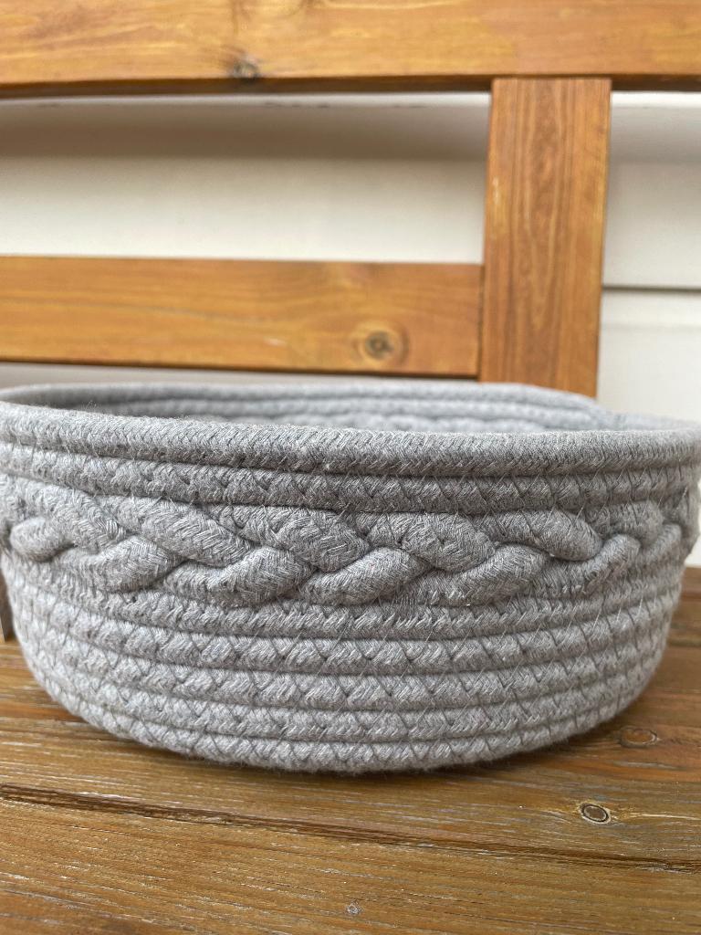 Decoratieve touwmand katoen grijs opbergmand |  25 x 9 cm, Ophalen of Verzenden, Nieuw, Rond, Overige materialen