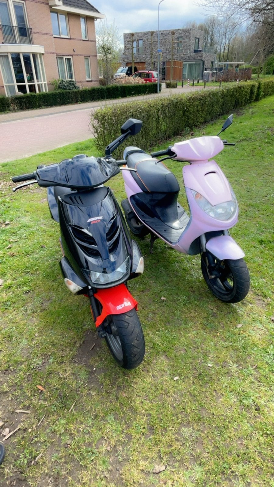 Aprillia sr 50 (moet aan gewerkt worden), Fietsen en Brommers, Scooters | Aprilia, Gebruikt, Overige modellen, Maximaal 45 km/u