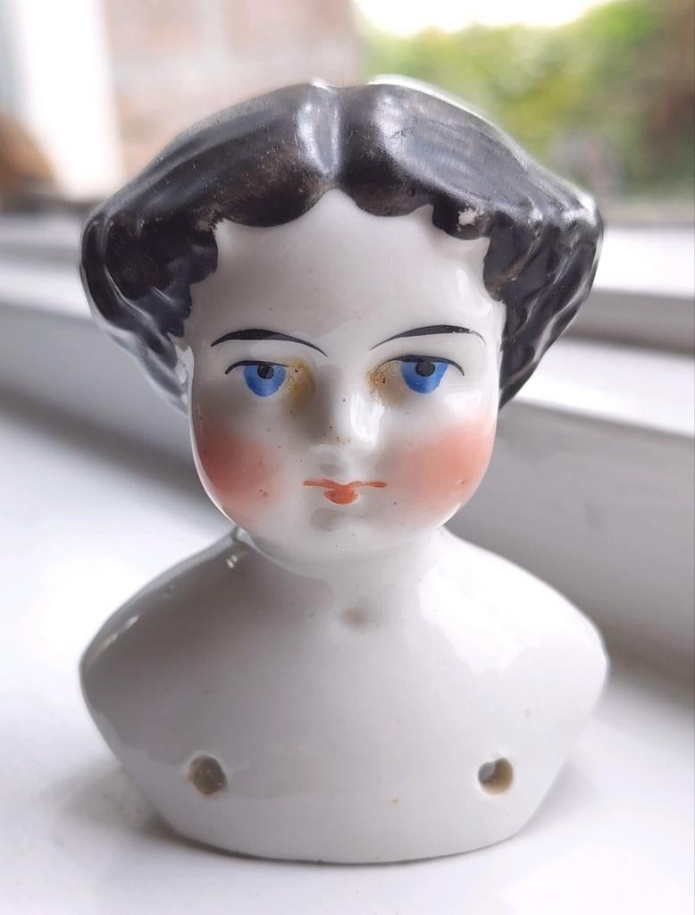 Half Doll Nr 2 antiek porselein pop speelgoed, Ophalen of Verzenden