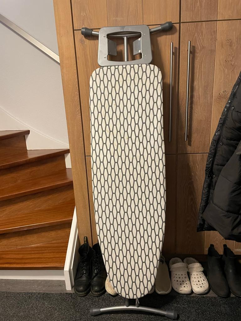 IKEA danka Strijkplank - Compact en Opvouwbaar lichtgewicht, Witgoed en Apparatuur, Strijkijzers en Strijkplanken, Ophalen, Gebruikt