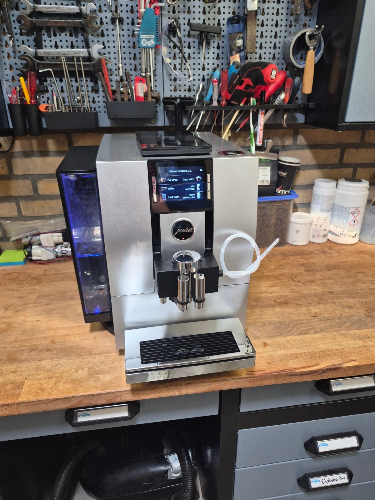 Jura z6 met service en garantie!, 10 kopjes of meer, Ophalen of Verzenden, Koffiemachine