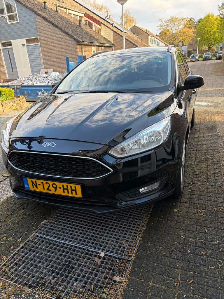 Ford Focus 1.0 Ecoboost Titanium uitvoering 125pk 2015 Zwart, Auto's, Ford, Particulier, Focus, Benzine, A, Stationwagon, Handgeschakeld