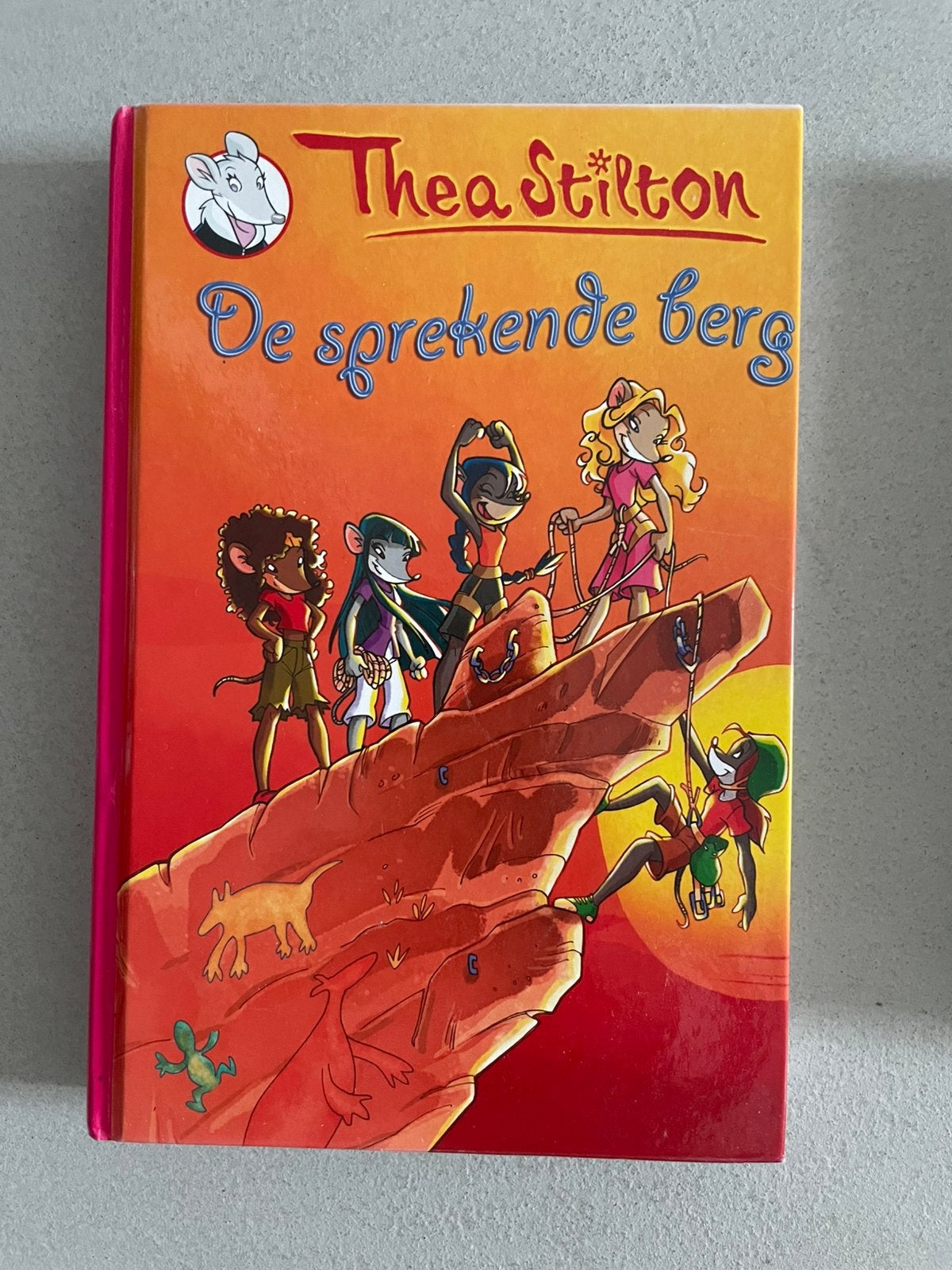 Thea stilton de sprekende betg, Ophalen of Verzenden, Gelezen, Fictie algemeen