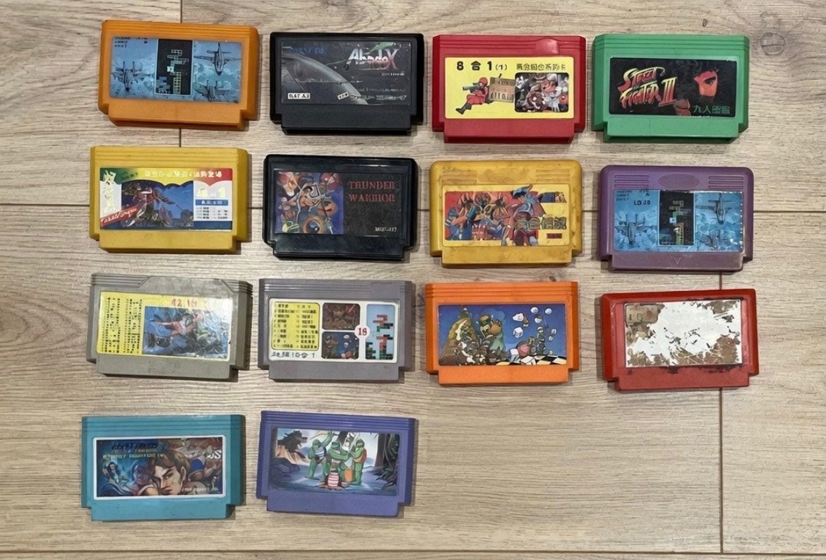 14 NES Famicom-cartridges games, Spelcomputers en Games, Games | Nintendo NES, Verzenden, Gebruikt, Overige genres