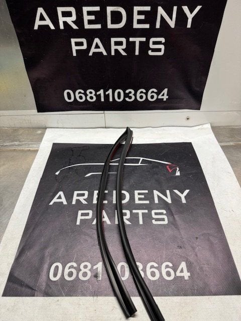Mercedes CLS W218 Afdichting Motorkaprubber A2188870098, Gebruikt, -, Ophalen of Verzenden, -