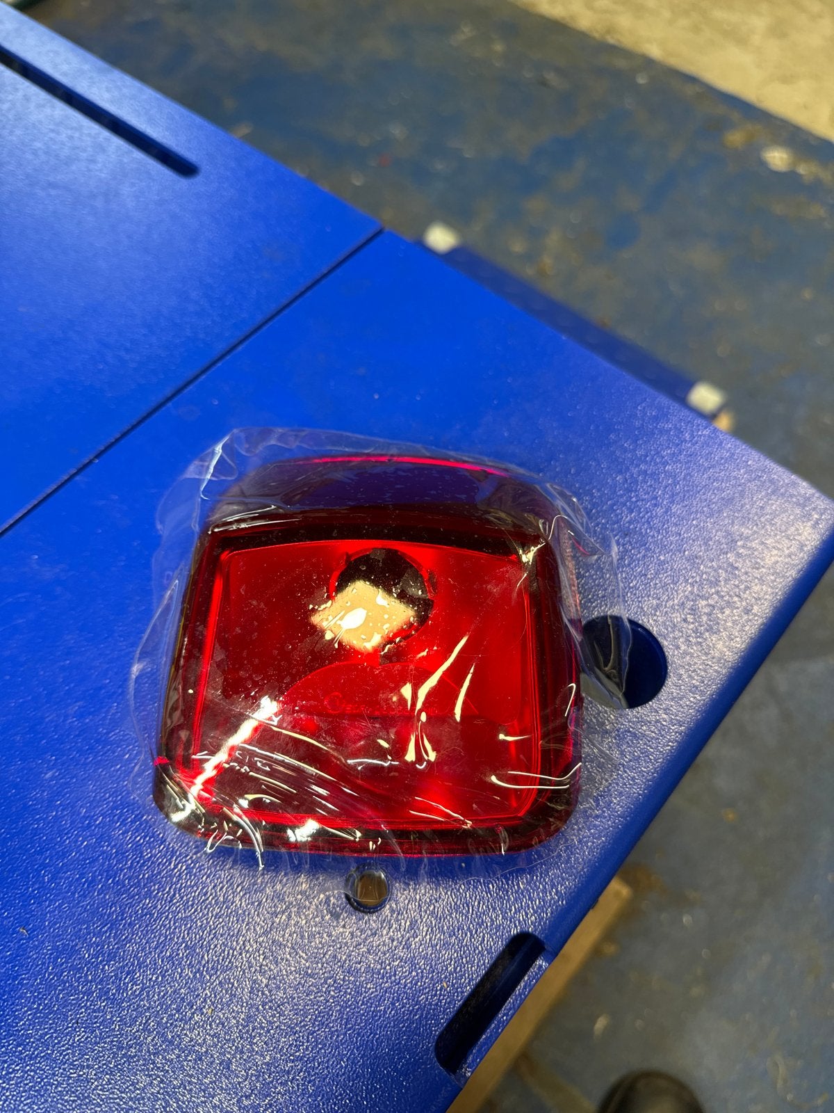 Vrod rood lamphouder nieuw voor bjr02-11, Ophalen of Verzenden, Nieuw