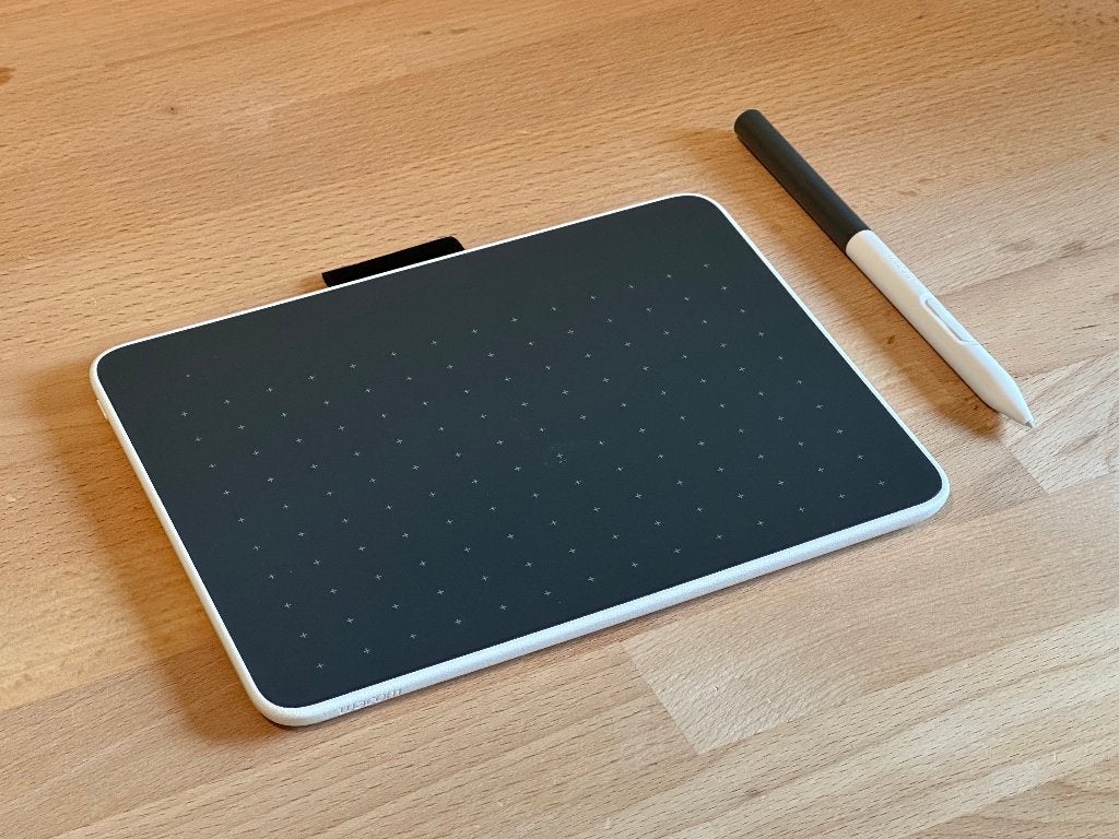 Wacom One Small Pen Tablet, Computers en Software, Ophalen of Verzenden, Zo goed als nieuw, Draadloos, Wacom