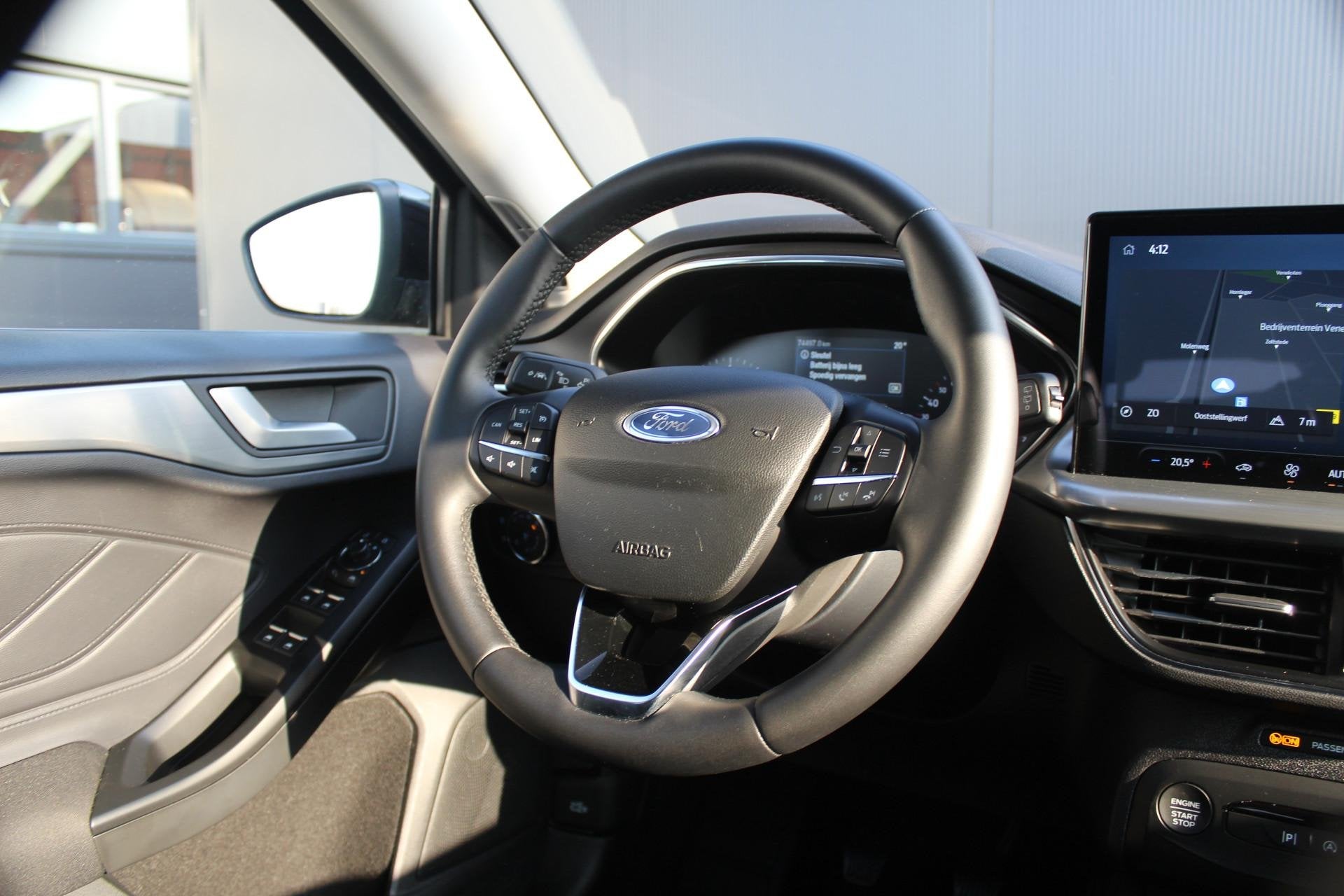 Ford Focus 1.0 EcoBoost Hybrid Titanium | Incl. 12 maanden g, Stof, Gebruikt, Zwart, Origineel Nederlands