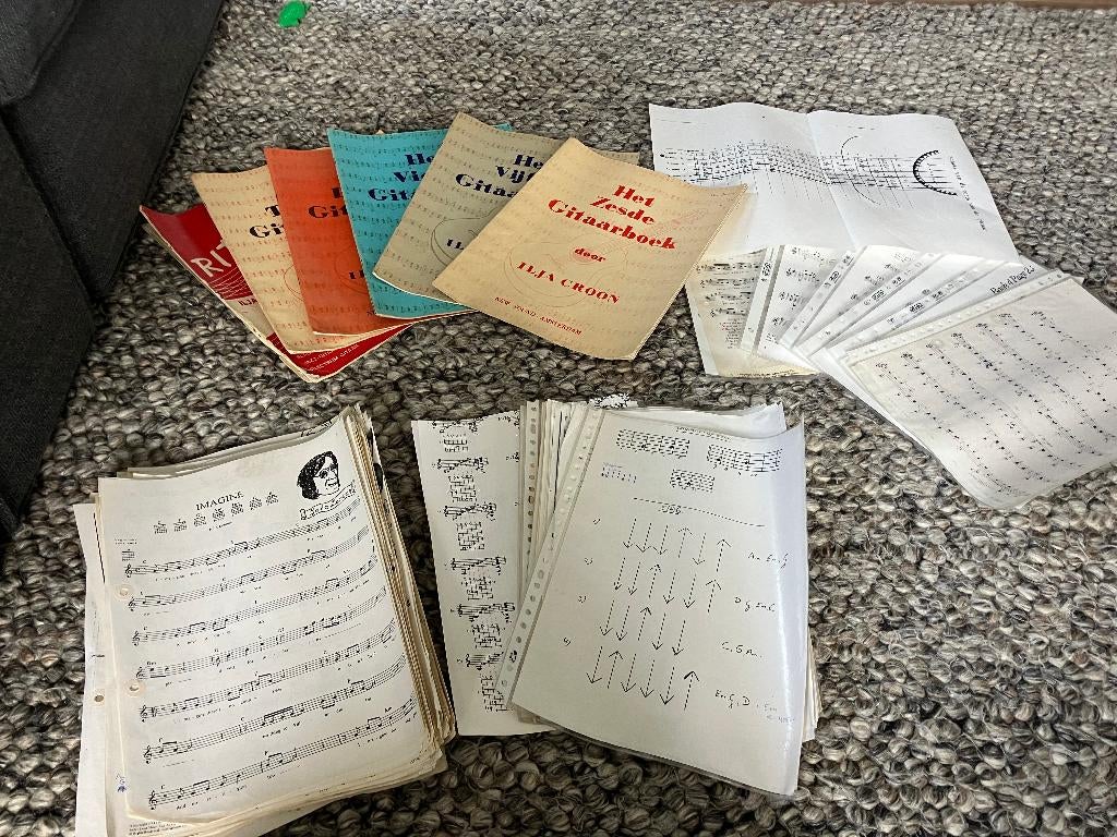 Gitaarboeken en bladmuziek vintage gitaarboek lesboeken, Ophalen of Verzenden, Artiest of Componist, Populair, Gitaar