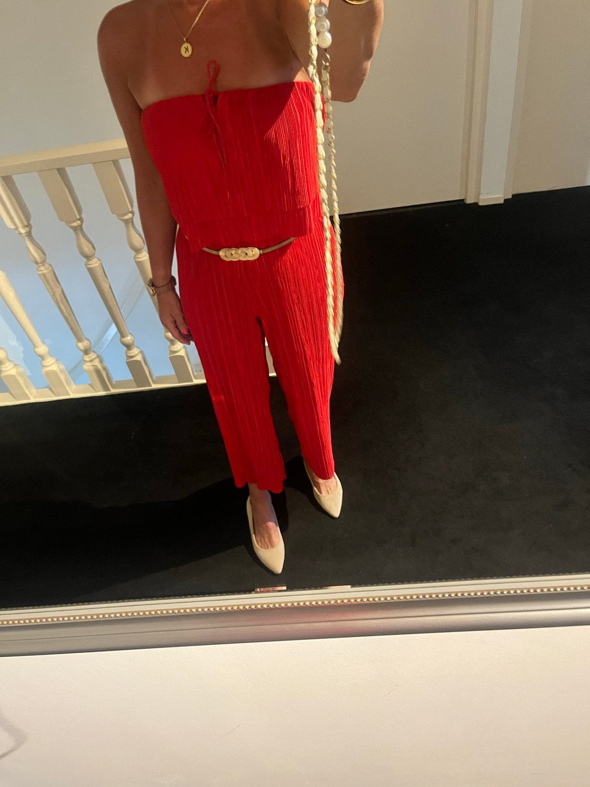 Bershka rode jumpsuit, maat S, Kleding | Dames, Ophalen of Verzenden, Zo goed als nieuw, Maat 36 (S), Rood