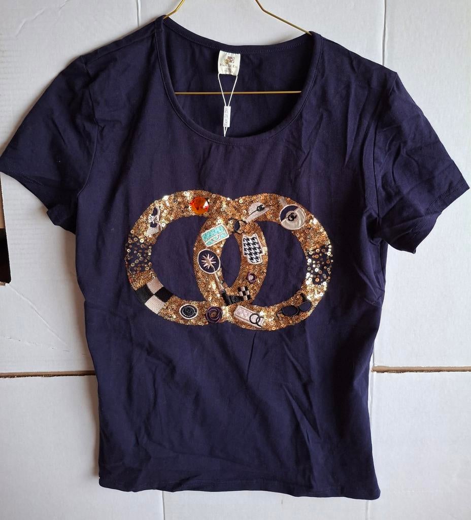 T-shirt donkerblauw met oudgouden luxe symbolen, maat 40, Maat 38/40 (M), Han Li Du, Blauw, Nieuw