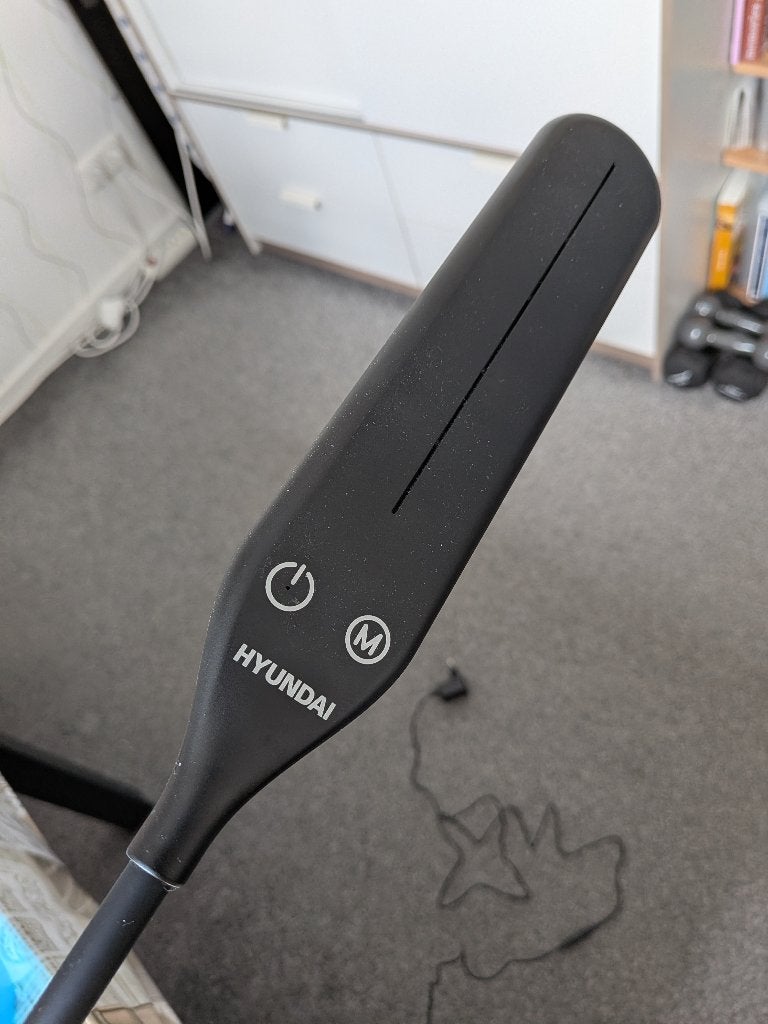 Buro lamp led merk Hyundai zwart, Huis en Inrichting, Lampen | Tafellampen, Ophalen, Zo goed als nieuw, Kunststof