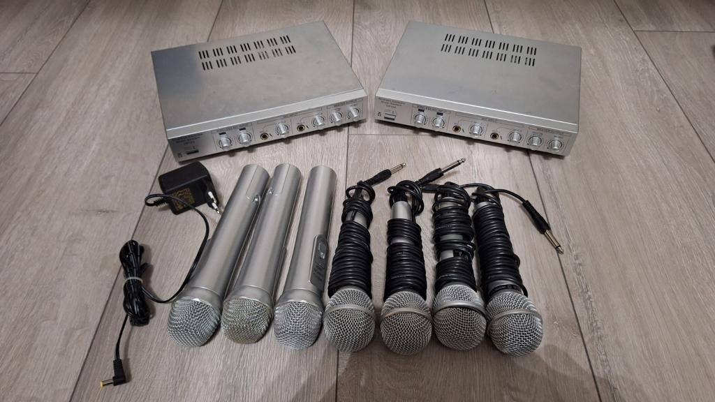 Complete Karaoke Set met 6 Microfoons, Audio, Tv en Foto, Karaoke-apparatuur, Zo goed als nieuw, Complete set, Ophalen of Verzenden