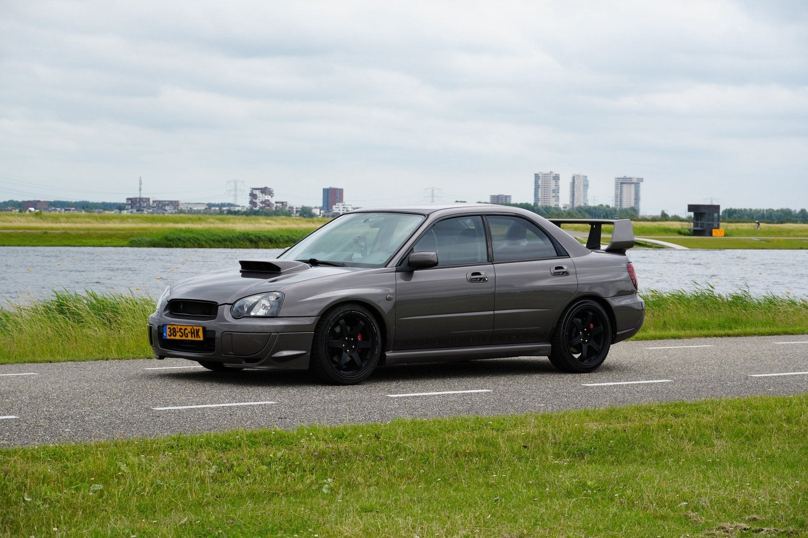 Subaru Impreza 2.0 Turbo WRX AWD 2006 Prodrive, Auto's, 1345 kg, Stof, Zwart, 4 cilinders