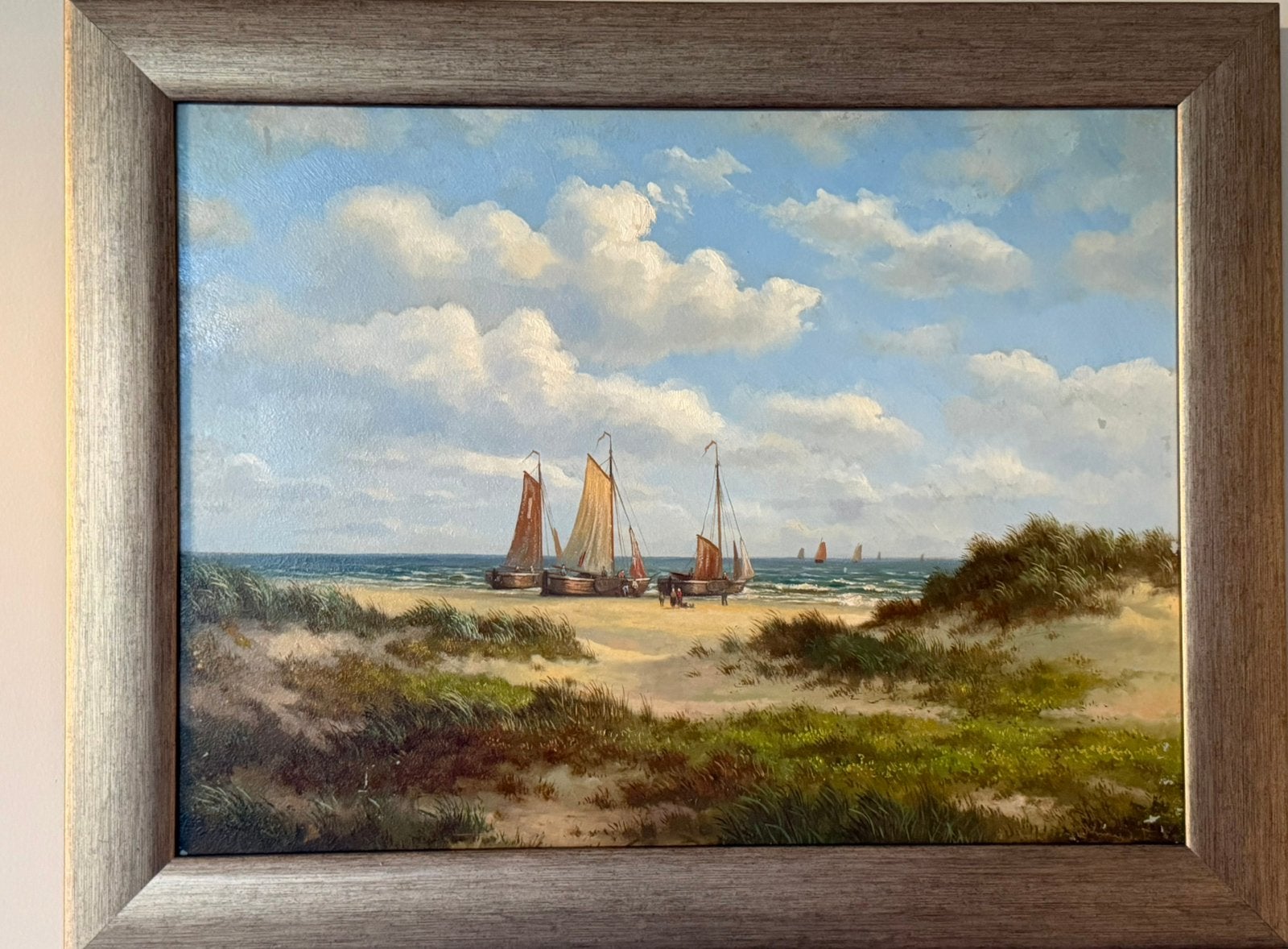 Zeegezicht met schepen nabij strand en duinen, Landschap, Hout, Gesigneerd, Ophalen of Verzenden