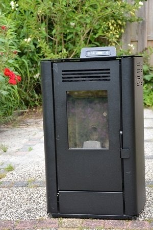 Pelletkachel Artel Julia, Huis en Inrichting, Kachels, Ophalen, Gebruikt, Pelletkachel, Vrijstaand