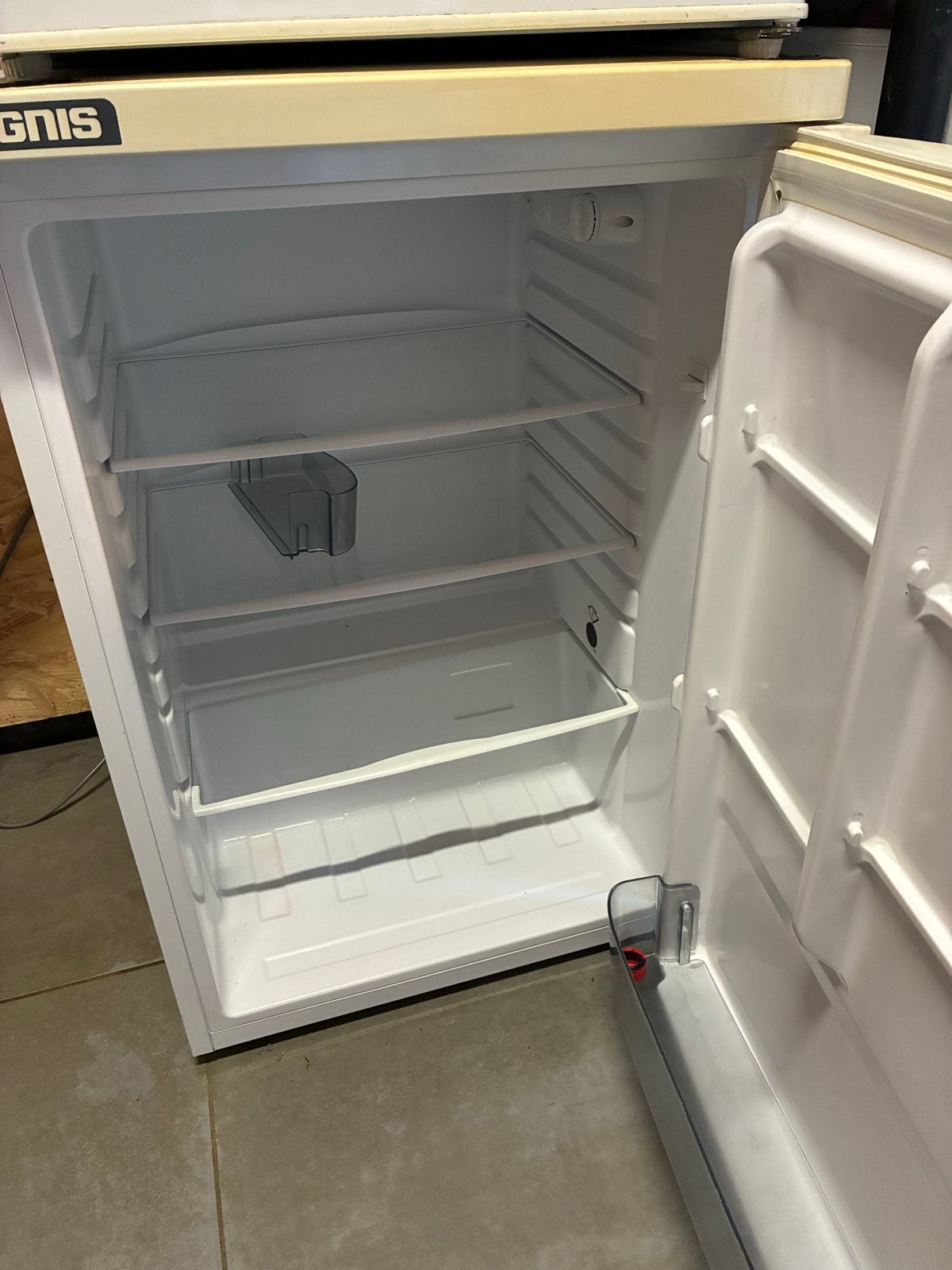 Ignis en Inventum Koelkast - Koelt Super met Verlichting, Witgoed en Apparatuur, Koelkasten en IJskasten, 100 tot 150 liter, 45 tot 60 cm