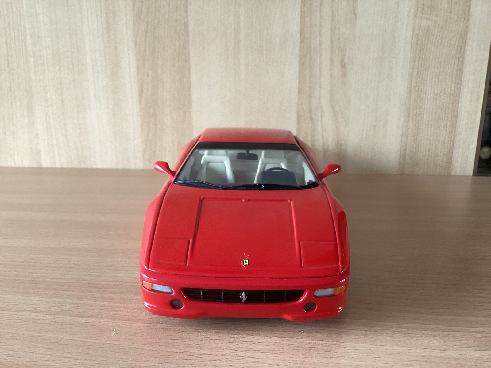 1:18 UT Models Ferrari F355 Berlinetta, Ophalen of Verzenden, Zo goed als nieuw, Auto, UT Models