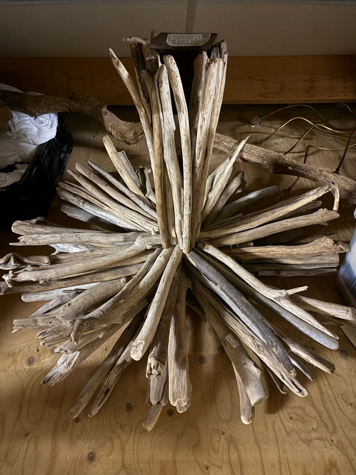 Unieke decoratieve sculptuur van drijfhout hanglamp, Ophalen, Hout, Gebruikt, Landelijk